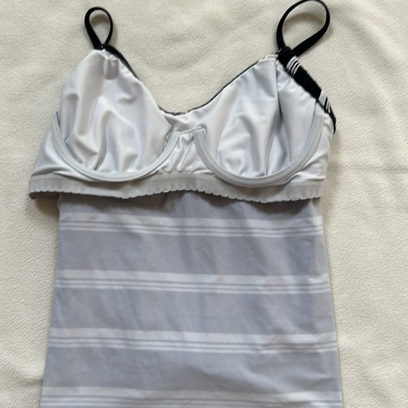 Land's End Tankini 8 - Picture 3 of 5